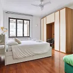 Balilla30 - Spacious 2 Bedroom Apt Next To City Center