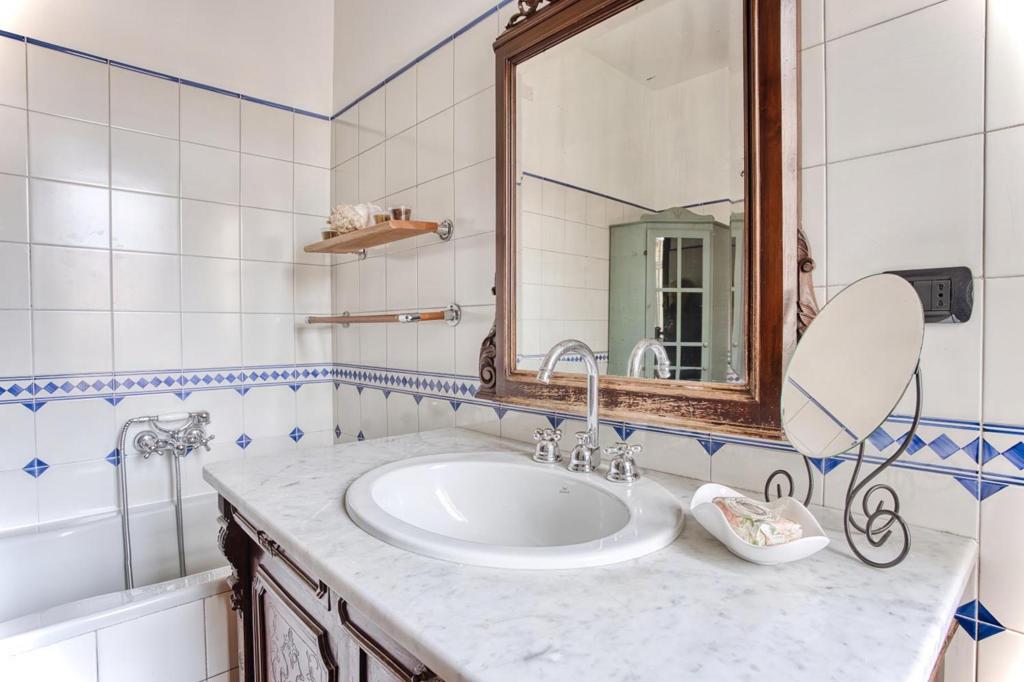 Balilla30 - Spacious 2 Bedroom Next To Center